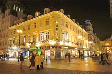 Floor 4* Prague